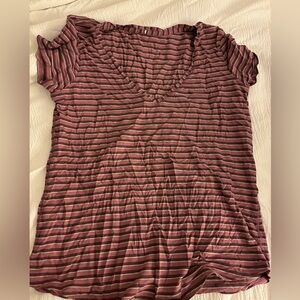 Lululemon v neck shirt